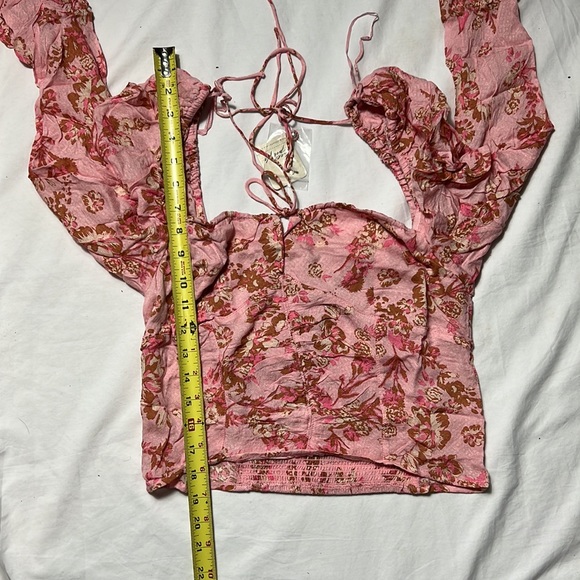 Free people Hilary printed top pink combo size M new with tag - Picture 9 of 12